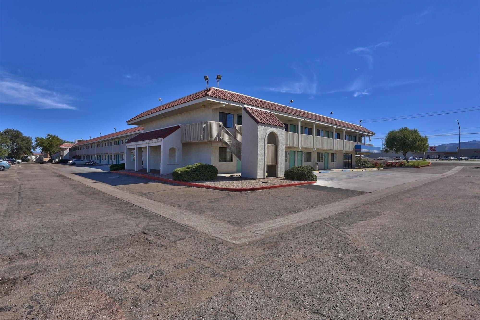 Motel 6-Kingman, Az - Route 66 East Zewnętrze zdjęcie