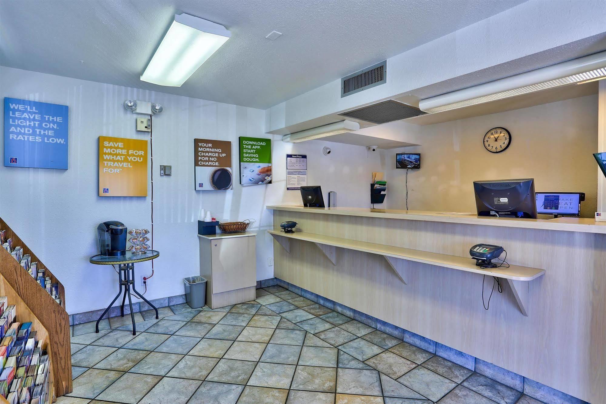 Motel 6-Kingman, Az - Route 66 East Zewnętrze zdjęcie