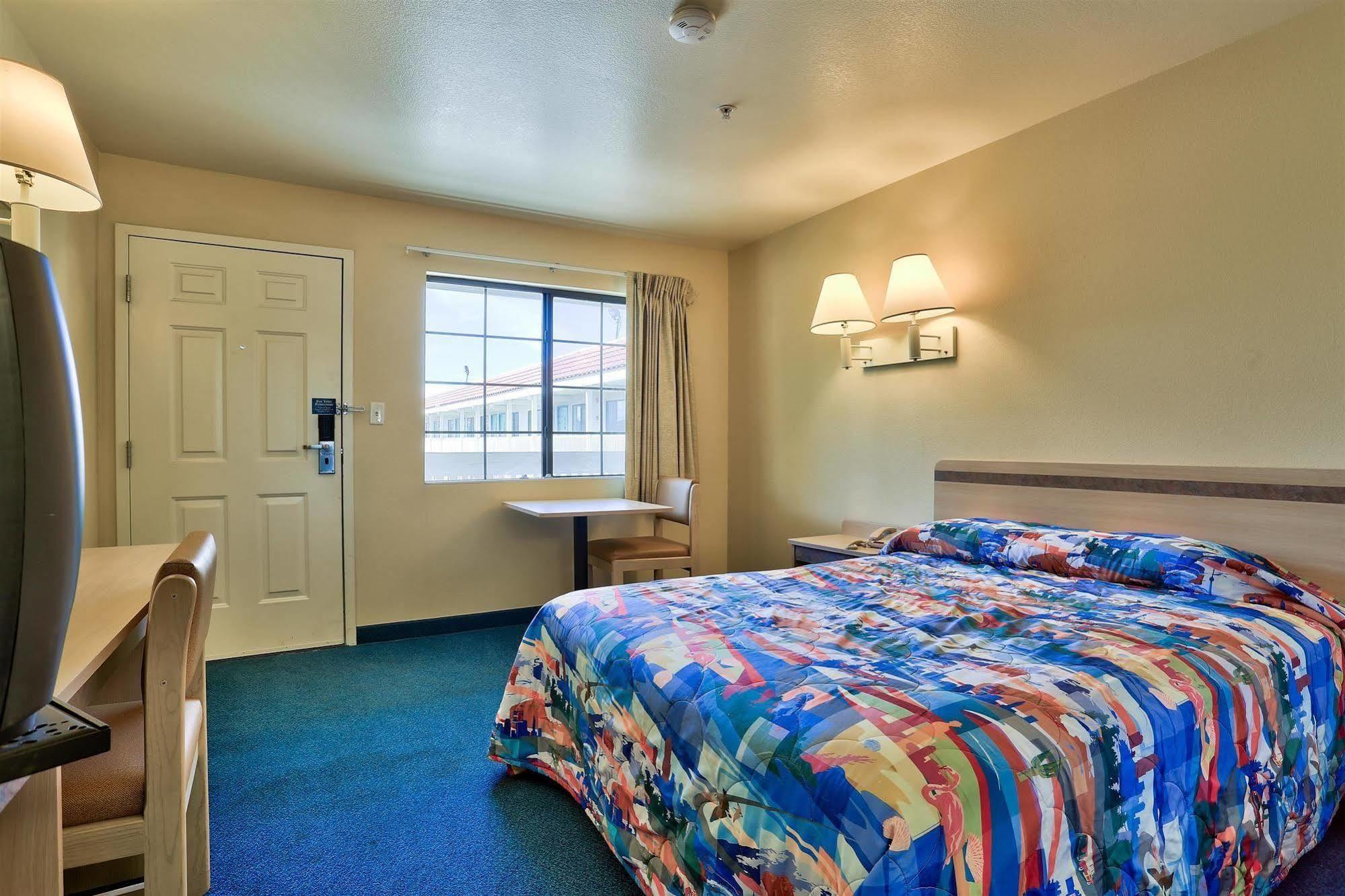 Motel 6-Kingman, Az - Route 66 East Zewnętrze zdjęcie