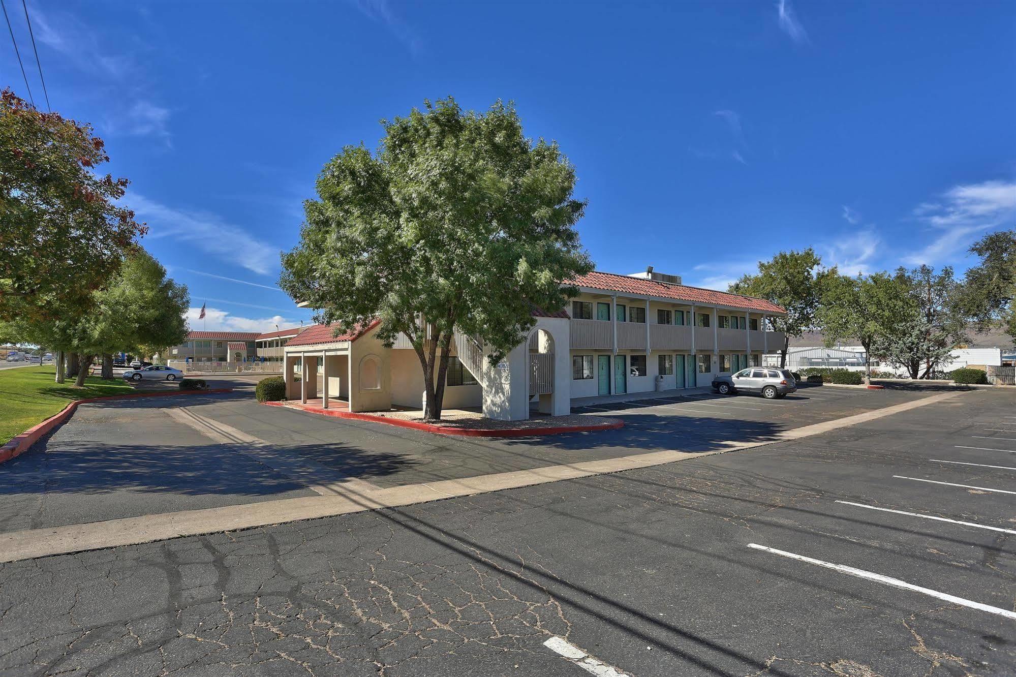 Motel 6-Kingman, Az - Route 66 East Zewnętrze zdjęcie