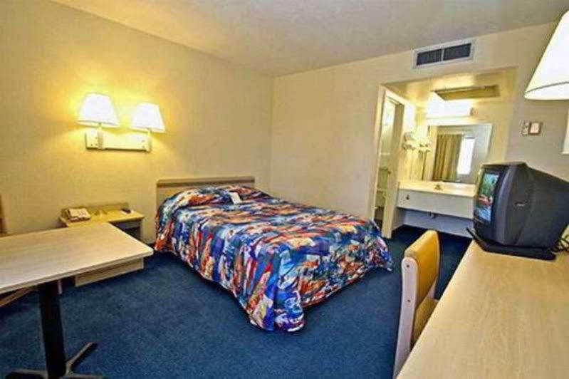 Motel 6-Kingman, Az - Route 66 East Zewnętrze zdjęcie